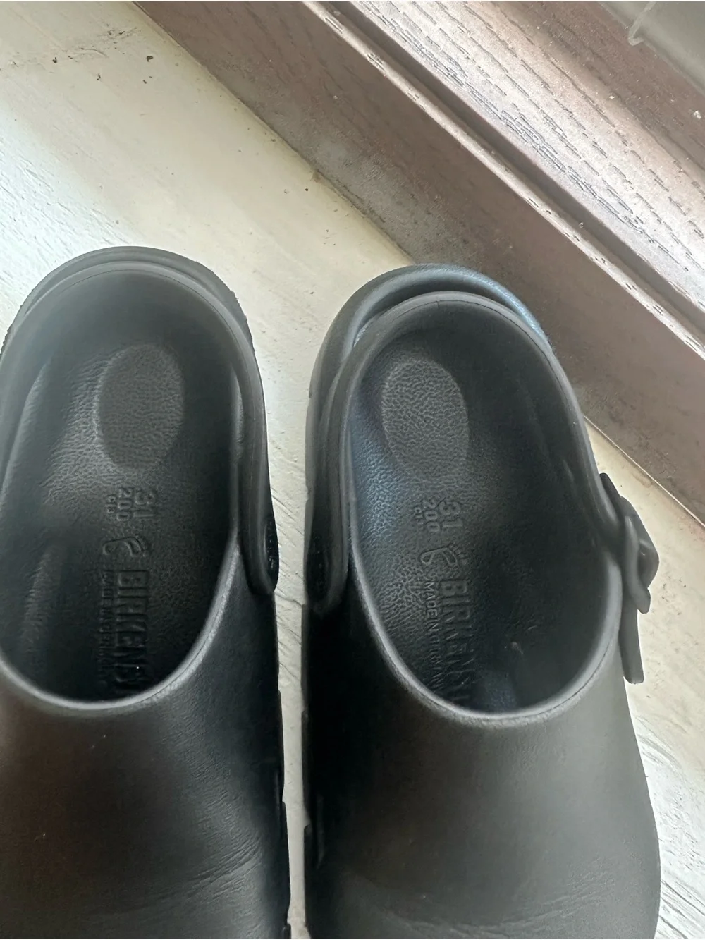 Birkenstock Kids Black Closed-Toe Clogs